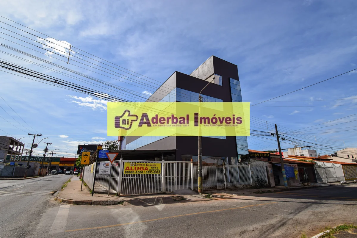 ALUGA-SE LOJA NUMA ESQUINA PRIVILEGIADA JUNTO AS CASAS BRASILEIRAS!COM 50m² SE V...