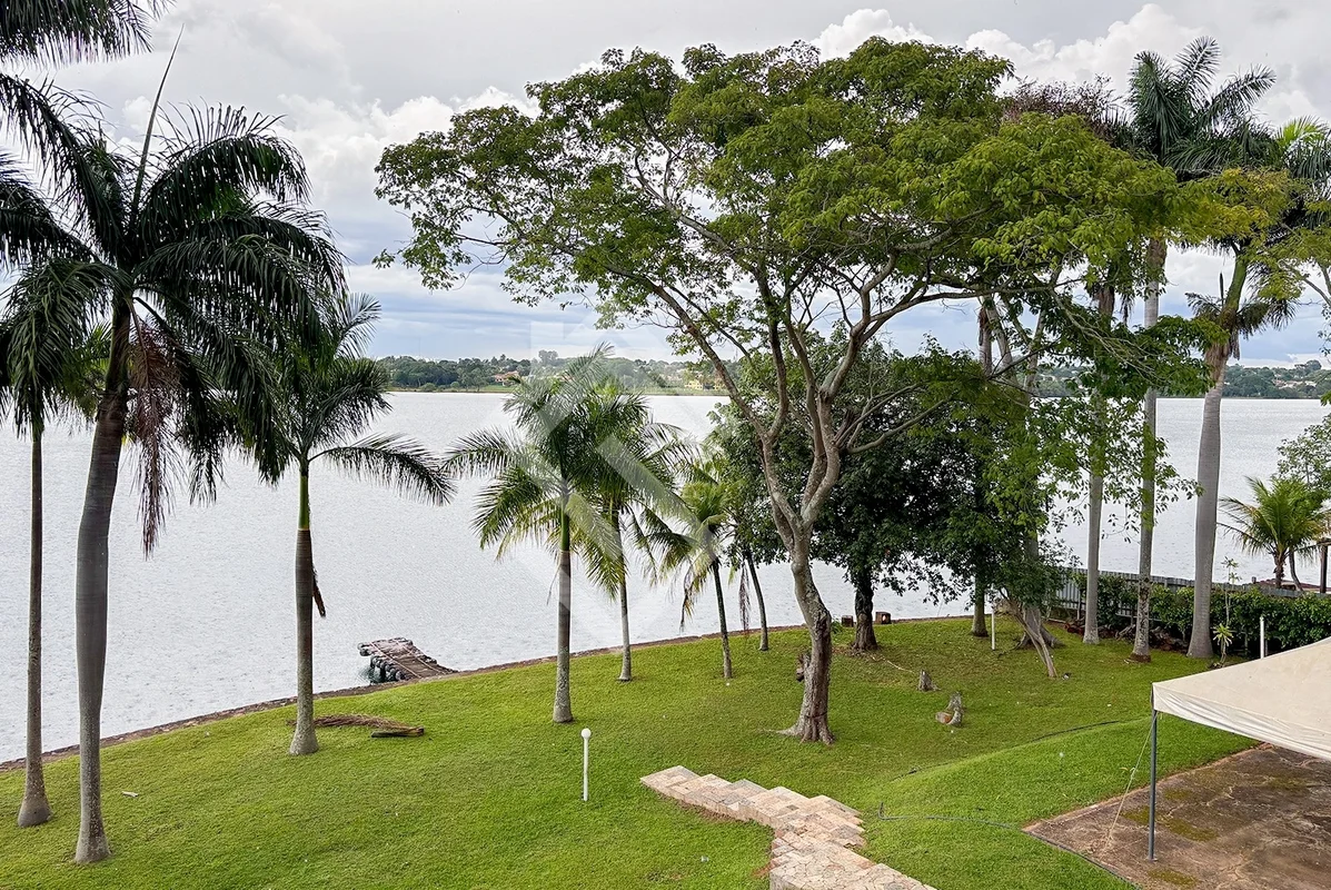Tadeu Santiago corretor imobiliário - CRECI: 9056/DF, vende excelente Ponta de P...