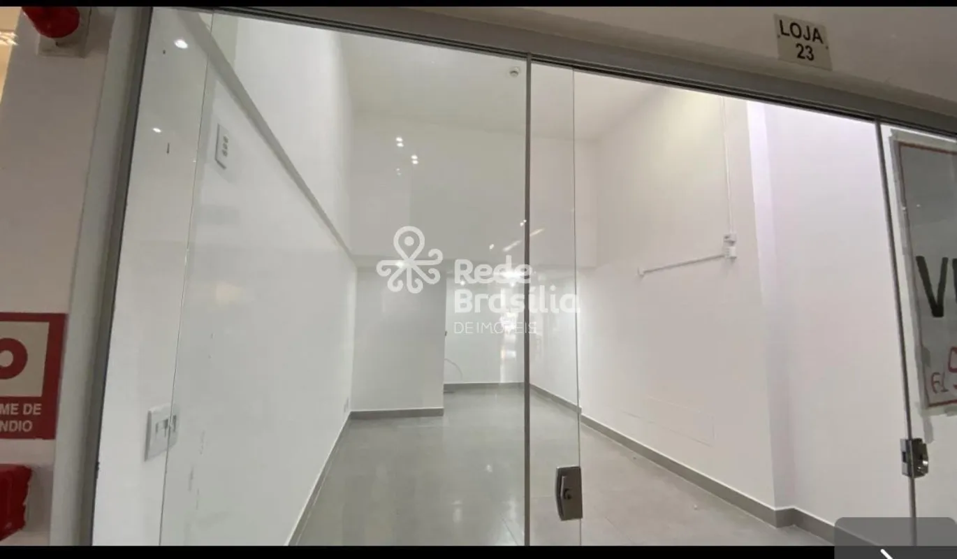 Loja Comercial para Investimento ? Águas Claras Norte? Galeria La Belle MaisonEx...