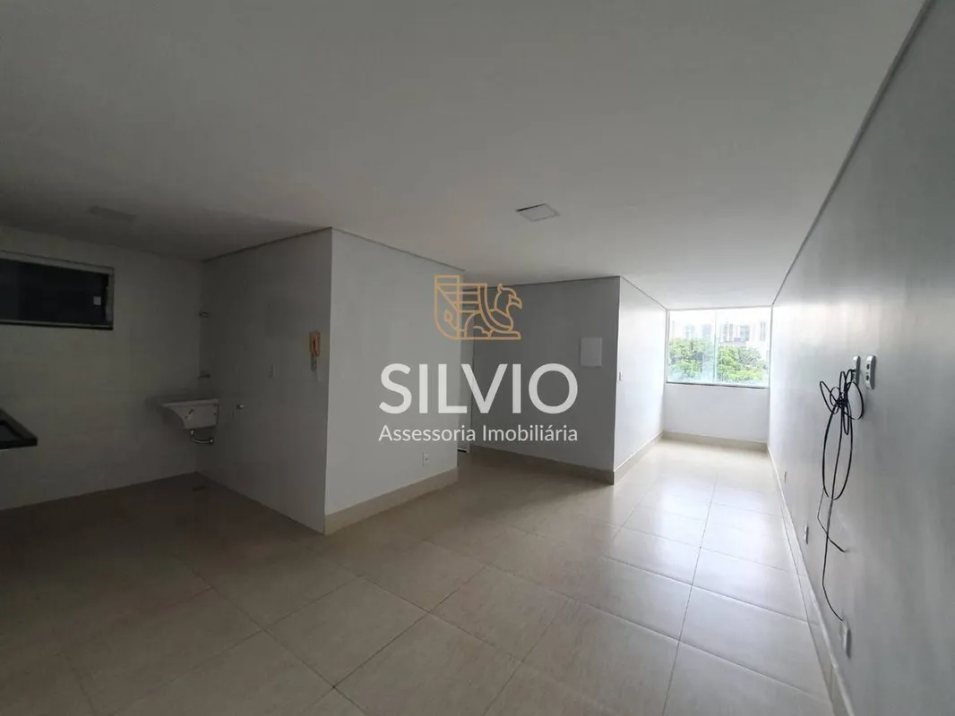 SILVIO ASSESSORIA IMOBILIARIA e corretor Leandro Maia apresenta:Apartamento Novo...