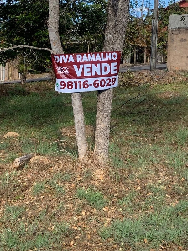Excelente terreno de esquina, com área de 1.000 m² e vista livre para o vale. No...