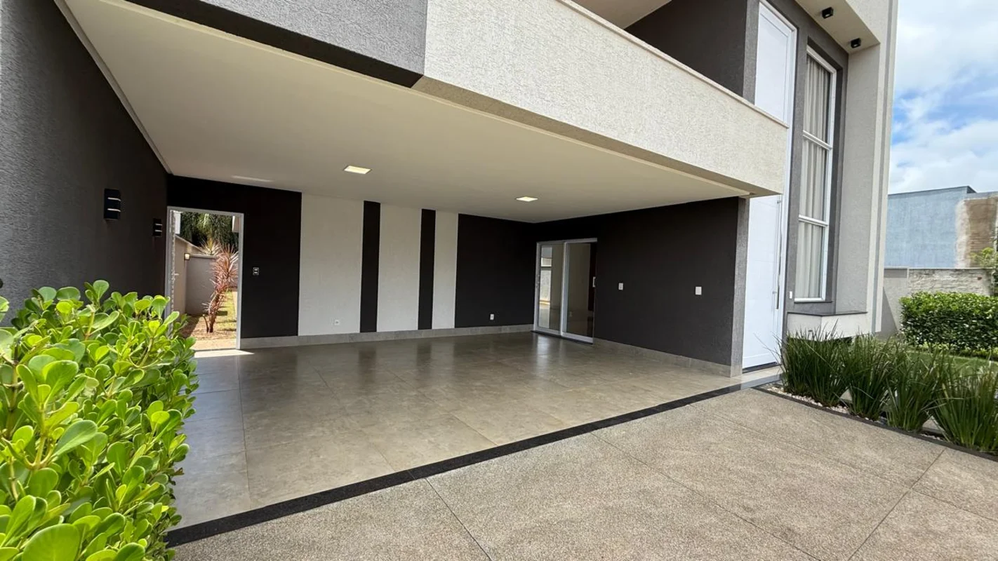 * Casa Térrea 213 m2* Lote : 406,00 m2* Valor: R$: * 2.500.000,00 * ? Locação: R...
