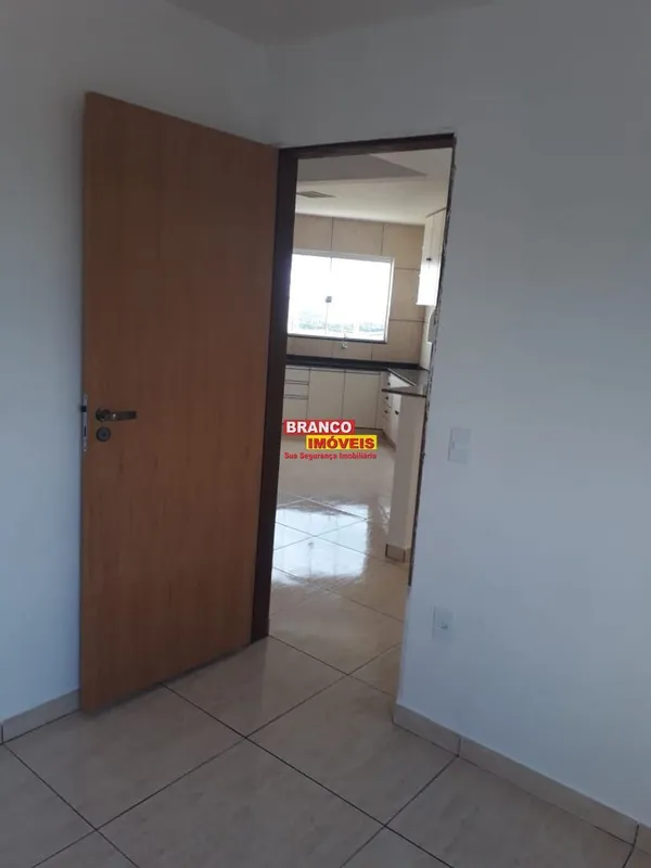 Prédio à venda na QR 505, Samambaia Sul, em excelente localização, próximo à BR,...