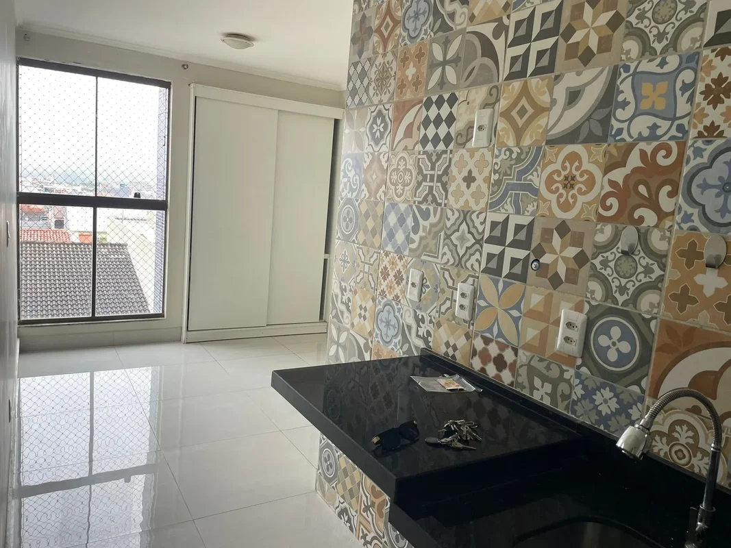 JDM IMOBILIÁRIA VENDE:Vende-se ágio de apartamento no Riacho fundo I Atrás do Sh...
