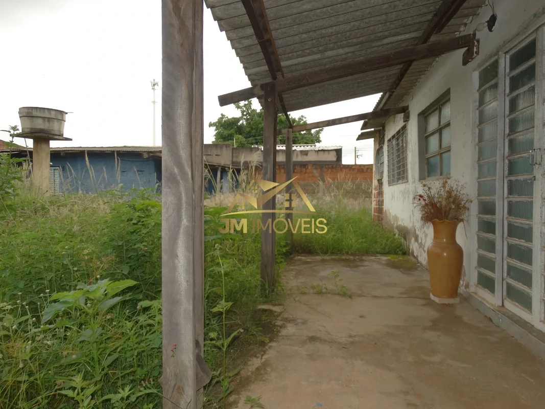 Excelente oportunidade de adquirir um lote comercial de 431m² na Rua 4, bairro S...