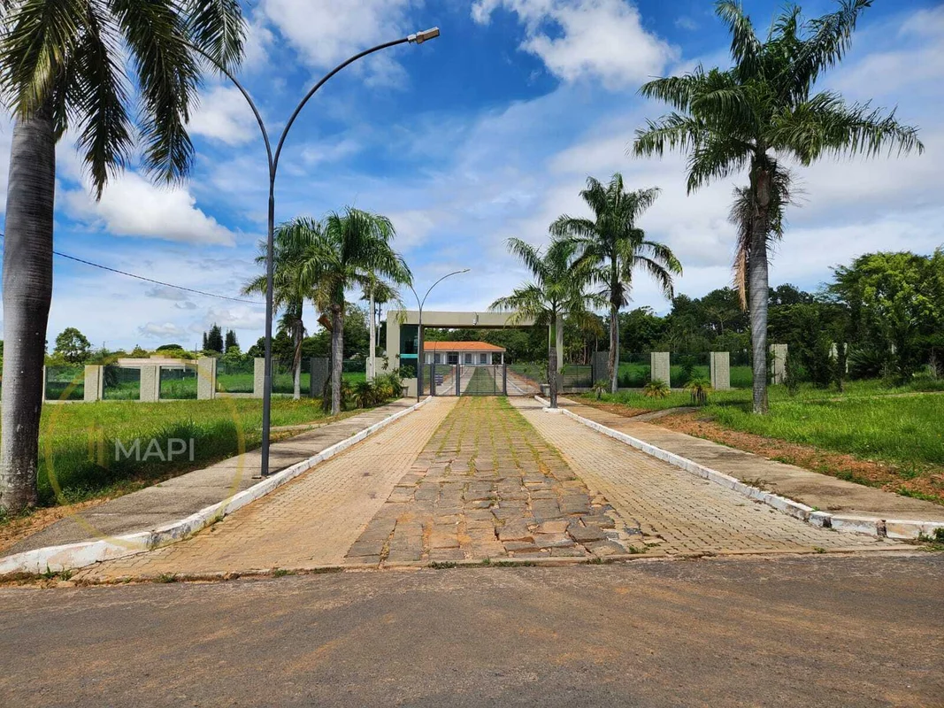 MAPI VENDE UNIDADE assim composta e descrita:- Setor de Mansões Park Way, Quadra...