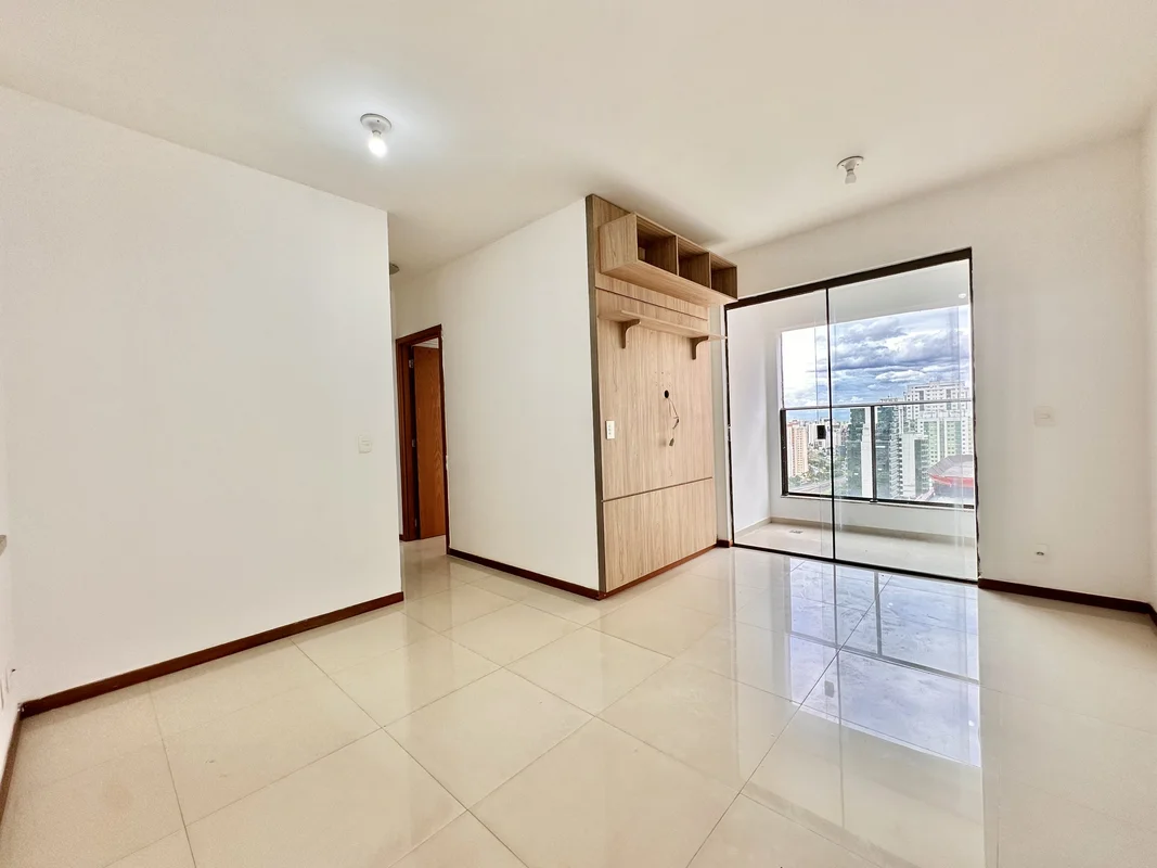 Apartamento à venda em Aguas Sul, com 73 m² de área construída. Este imóvel ofer...