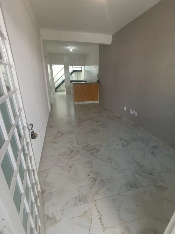 Casa com ótima localização , próximo de supermercado , escolas , ferragista , pe...