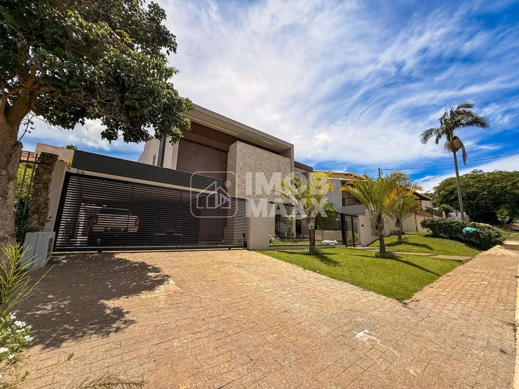 Se você busca uma casa pronta para morar, com arquitetura moderna, acabamentos a...