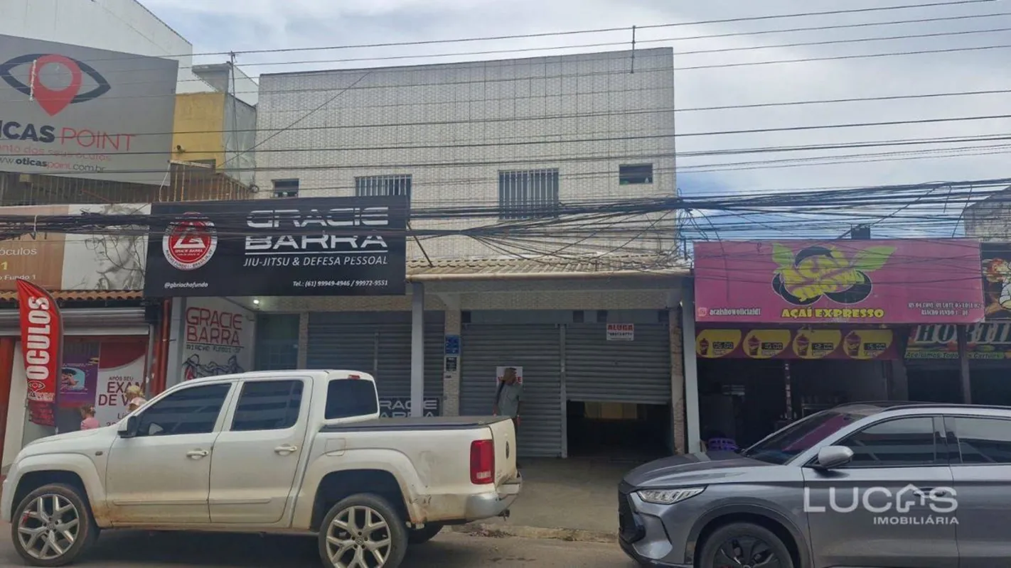 Prédio a venda no Riacho Fundo IQS 04 - Avenida principal - 02 pavimentos - loja...