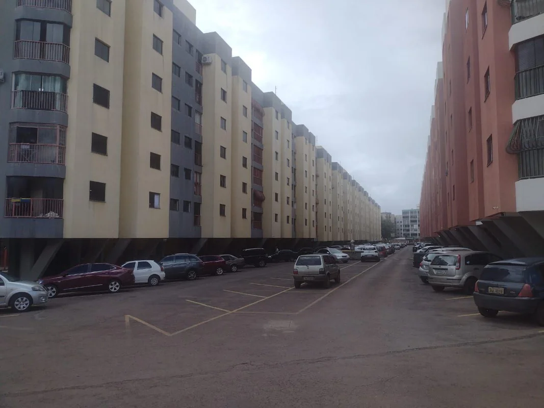 Apto na cerâmica, frente interna, tela de proteção, blindex na varanda porta de ...