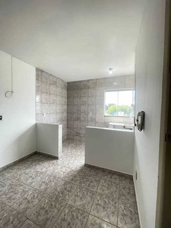 EXCELENTE APARTAMENTO COMPOSTO POR: 01 QUARTO /SALA/COZINHA/BANHEIRO SOCIAL E ÁR...