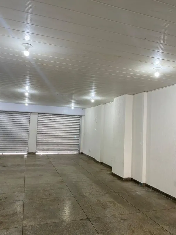 LOJA COMERCIAL GRANDE (RESTRITO PARA ÁREA DE ALIMENTAÇÃO E BEBIDAS NOTURNO) PONT...
