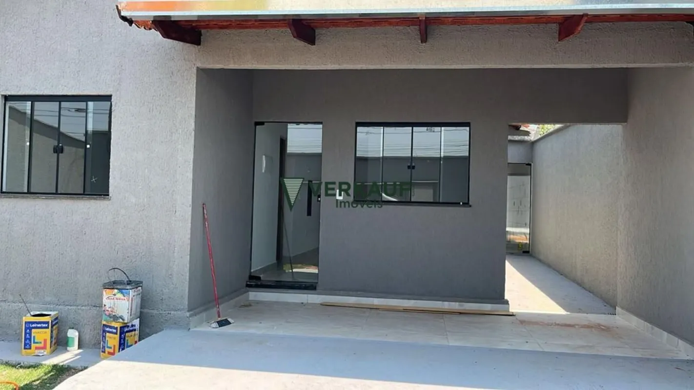 Buena Vista –Goiânia/Go3 quartos sendo 1 suíte 1 banheiro social Sala de estarCo...