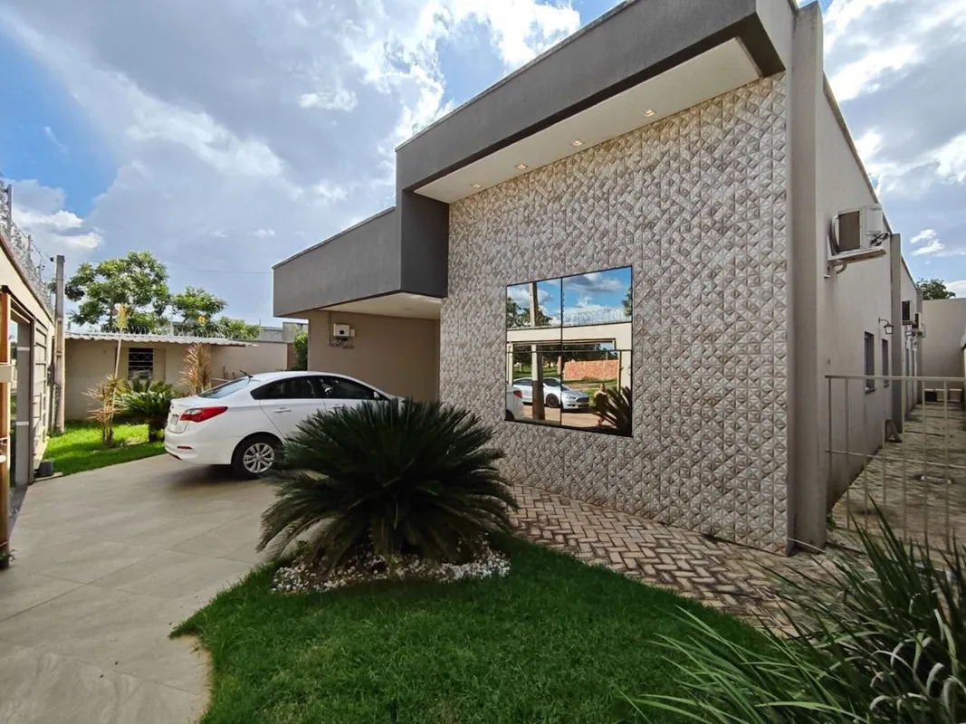 Casa de Alto Padrão Mobiliada em Palmas.Para vender ou alugar. 3/4 sendo 1 suíte...