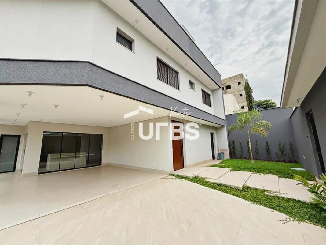 COD U-0028986 - Apresento um excelente sobrado no Jardim América, construído em ...