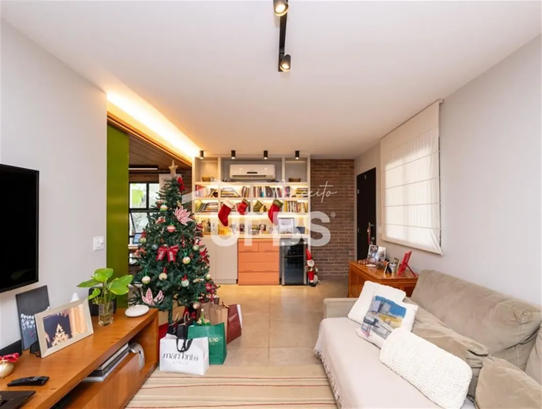 COD U-0029581 - Casa exclusiva com 200 m² de área construída, totalmente reforma...
