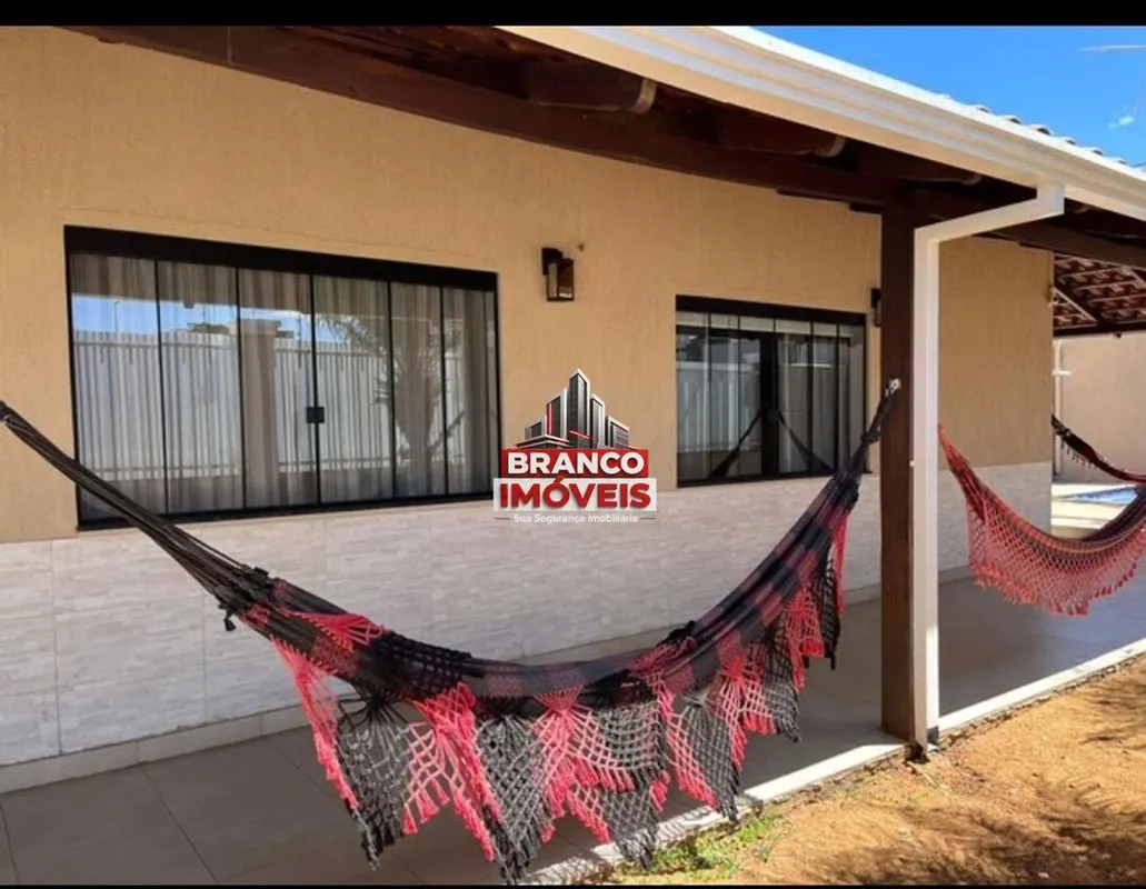 Casa de Alto Padrão em Condomínio FechadoExcelente oportunidade para quem busca ...