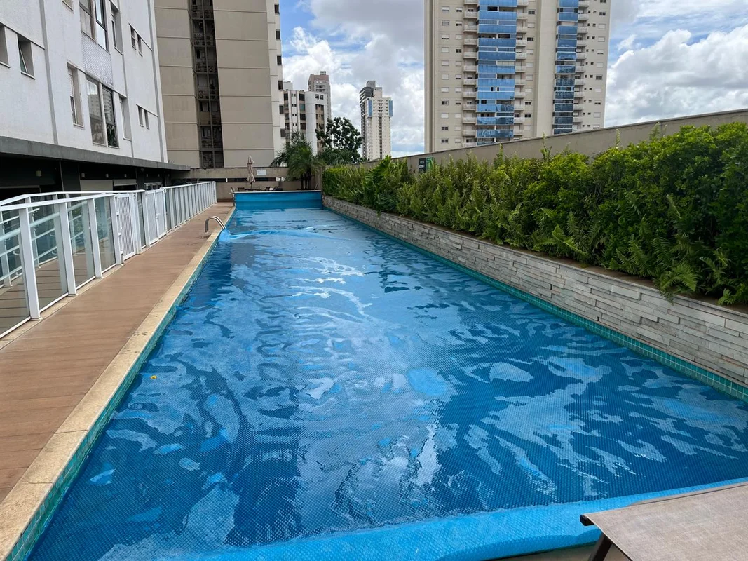 Descubra seu novo lar, no coração do SETOR BUENO. Este apartamento é amplo, arej...