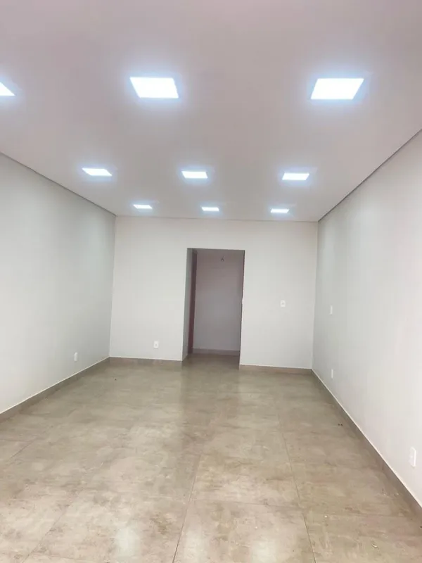 GRANDE OPORTUNIDADE LOJA COM AMPLO ESPAÇO OTIMA LOCALIZAÇÃO NO SETOR CENTRAL DO ...
