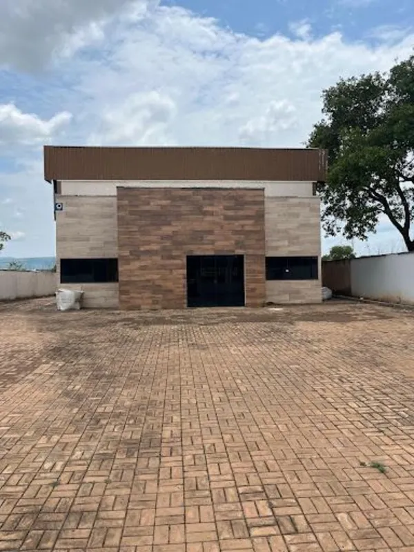 VENDO OU ALUGO GALPÃO Setor Industrial ASR SE 55 (512 SUL)Terreno 2.100,00Mt2Áre...