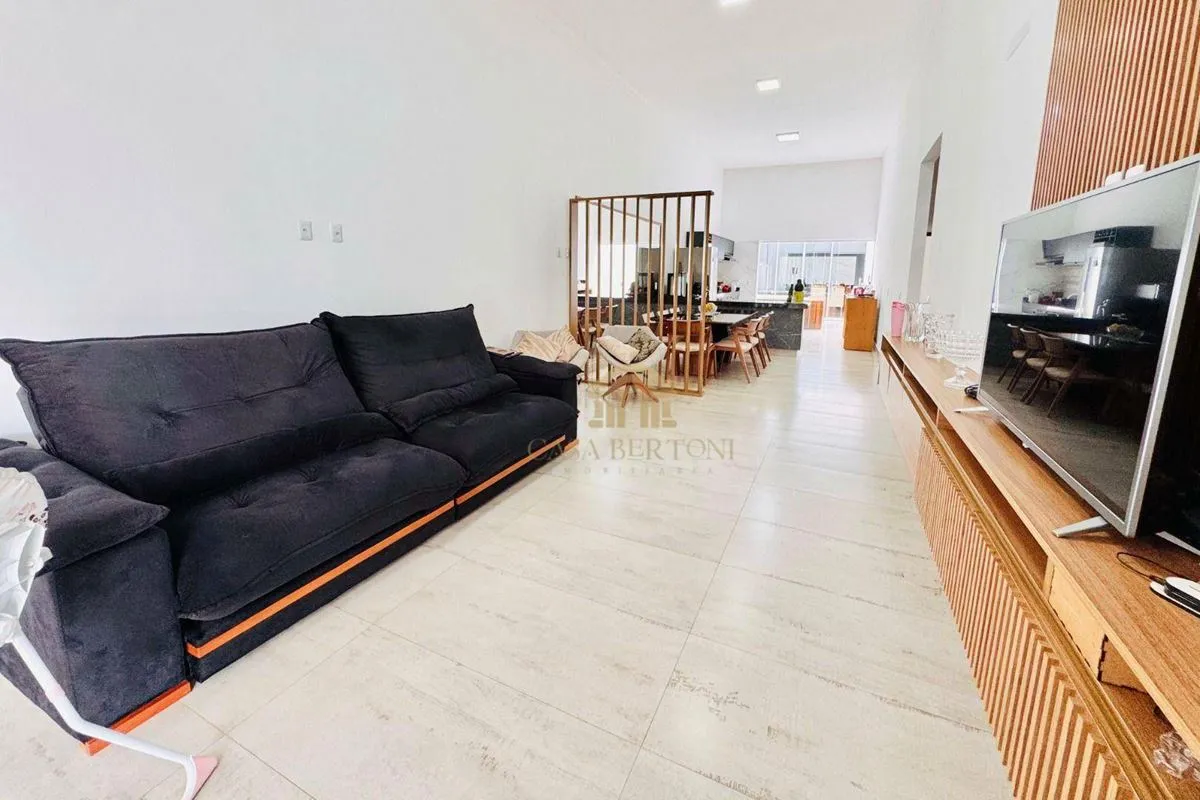 CASA MODERNA ARNIQUEIRA 3 QUARTOS MARCENARIA COMPLETA SPA CONDOMÍNIOCasa moderna...