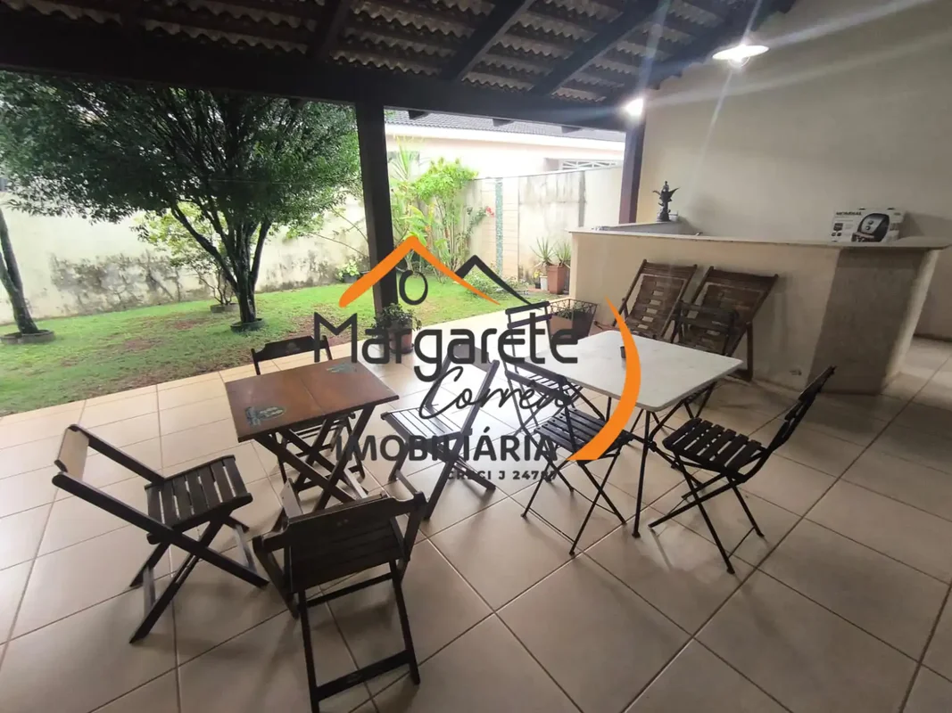 Imobiliária Margarete Corrêa vende casa no Condomínio Recanto Real* Casa térrea,...