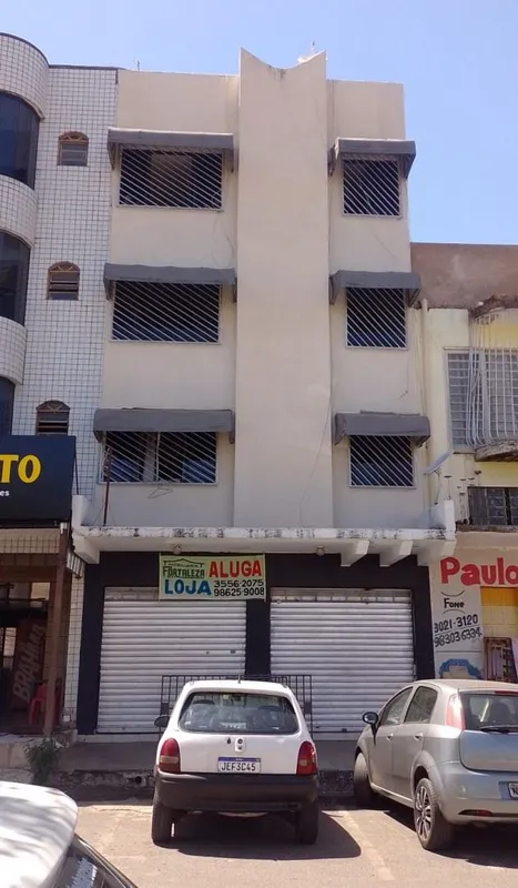 PRÉDIO NA QUADRA 30 DO SETOR CENTRAL COMERCIAL - EXCELENTE OPORTUNIDADE DE INVES...