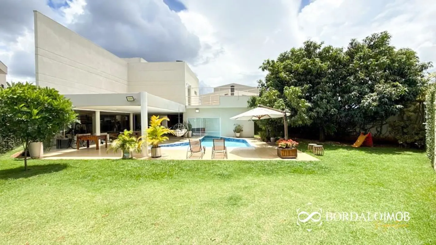 VILLA152697 - Última atualização: 07/06/26 23:31Residência de alto padrão locali...