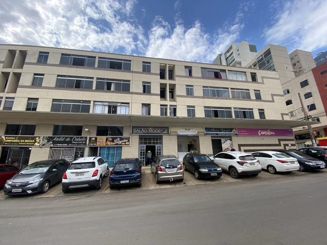 IMOBILIÁRIA ESTRELA - ALUGA EXCELENTE LOJA COM 60M2 COMPOSTA COM VÃO LIVRE E 02 ...