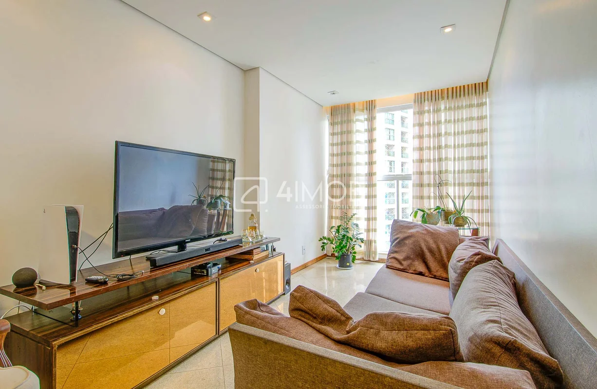 Luxo e Conforto no Ed. Villa Grandino Reformado e Pronto para morar!Se você busc...