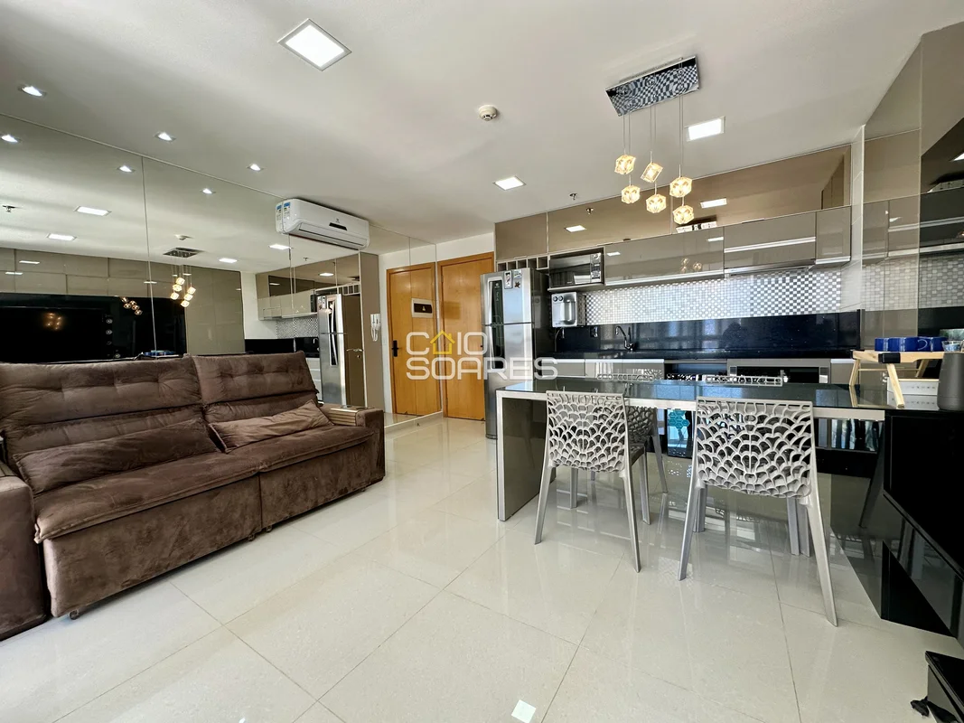 Apartamento 1 quarto – DF Plaza | 44 m² | Reformado e MobiliadoApartamento de 1 ...