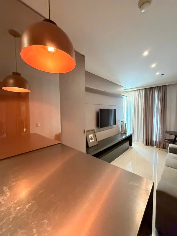 Lenier Curadoria Imobiliária vende deslumbrante flat no BRISAS DO LAGO — 38m² | ...