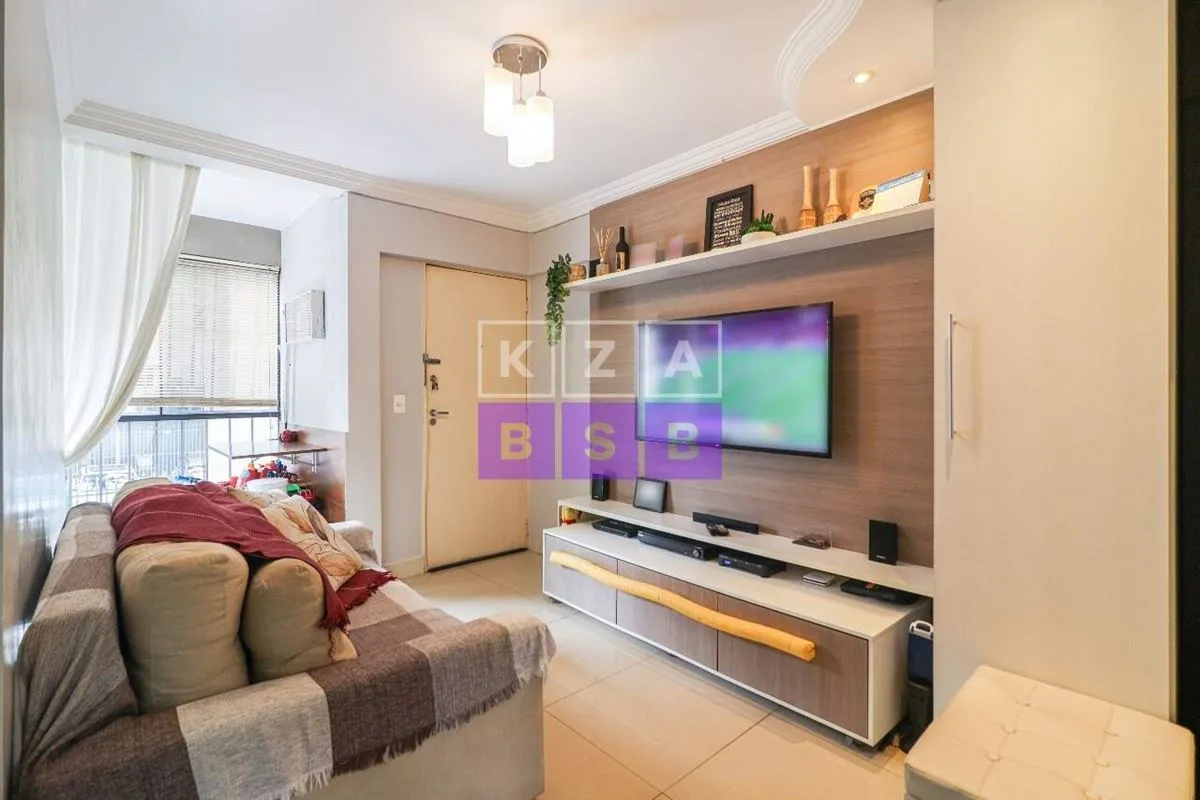 Excelente apartamento no 1º andar, 2 quartos, reformado e com vista livre, na qu...