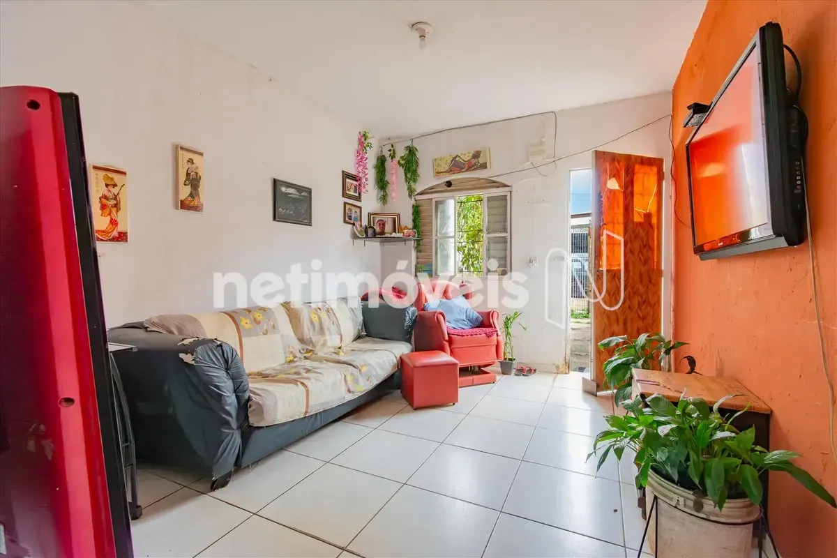 Oportunidade para Investidor – Sobrado com 2 Casas em QR 313, Samambaia Sul, Pos...