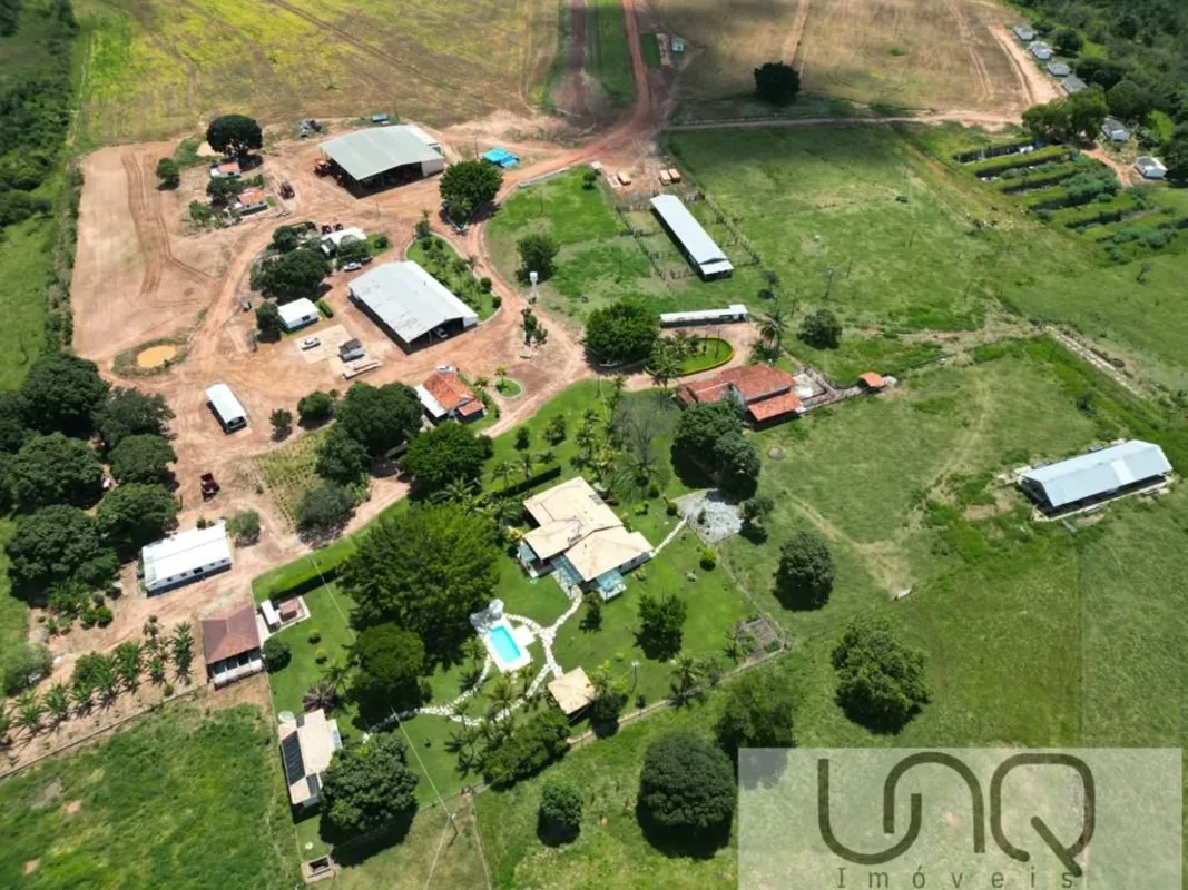 Fazenda à venda - Chapada de GarapuavaRegião de Unaí / MGLocalizaçãoChapada de G...
