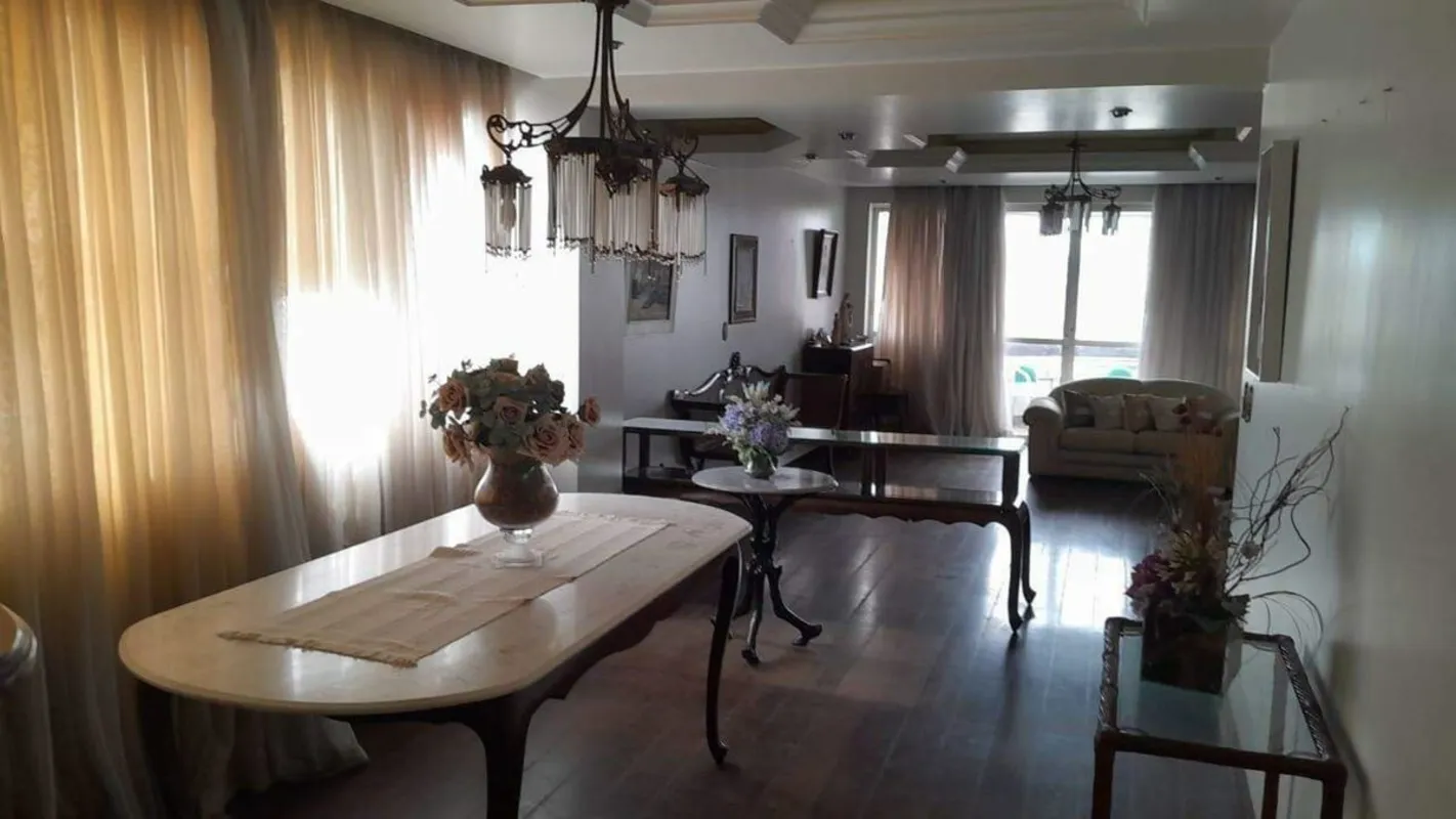 Excelente oportunidade para morar com conforto e espaço em uma das localizações ...