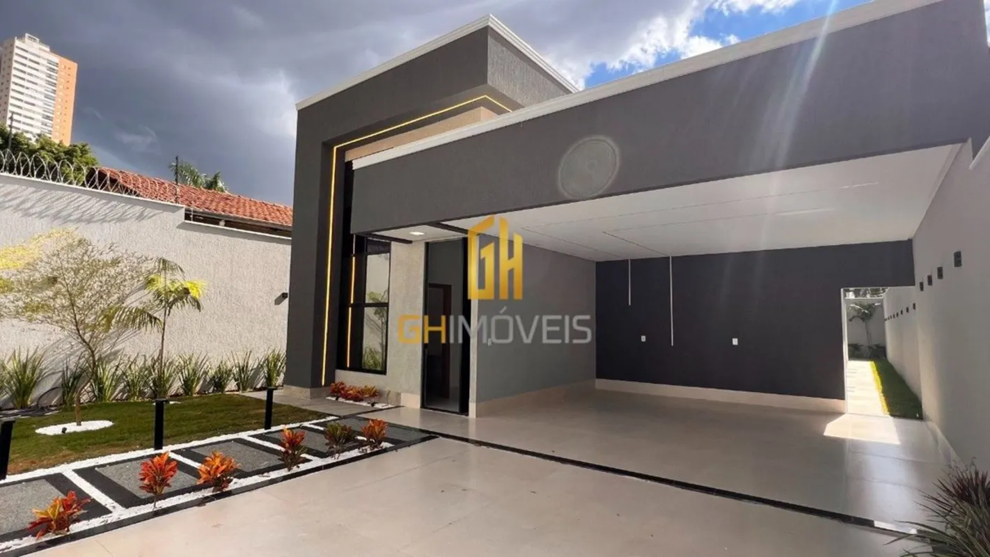 GH2159Casa com 3 quartos no Parque Amazônia, em terreno com 370m² com 220m² de á...