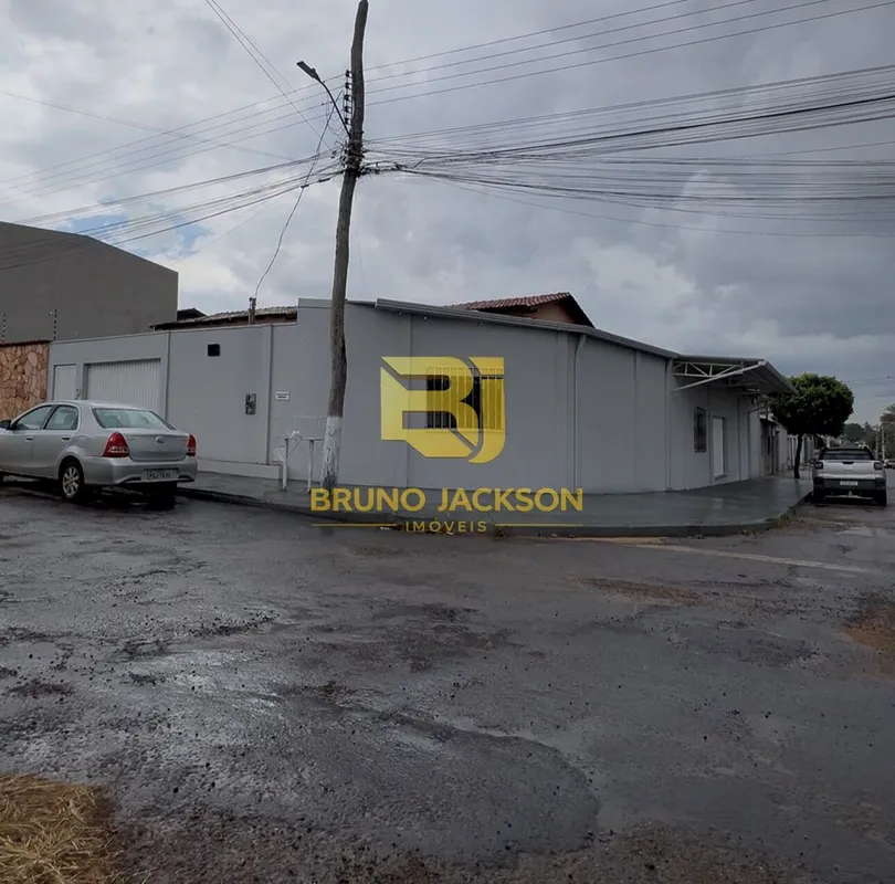 Conheça esta incrível casa à venda no bairro Jardim Eldorado em Anápolis-GO. Com...