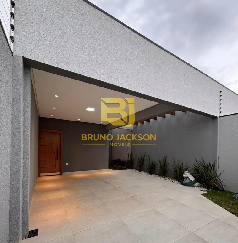Localizado a apenas 50 metros da Avenida Brasil Sul, no bairro São João.•Lote: 1...