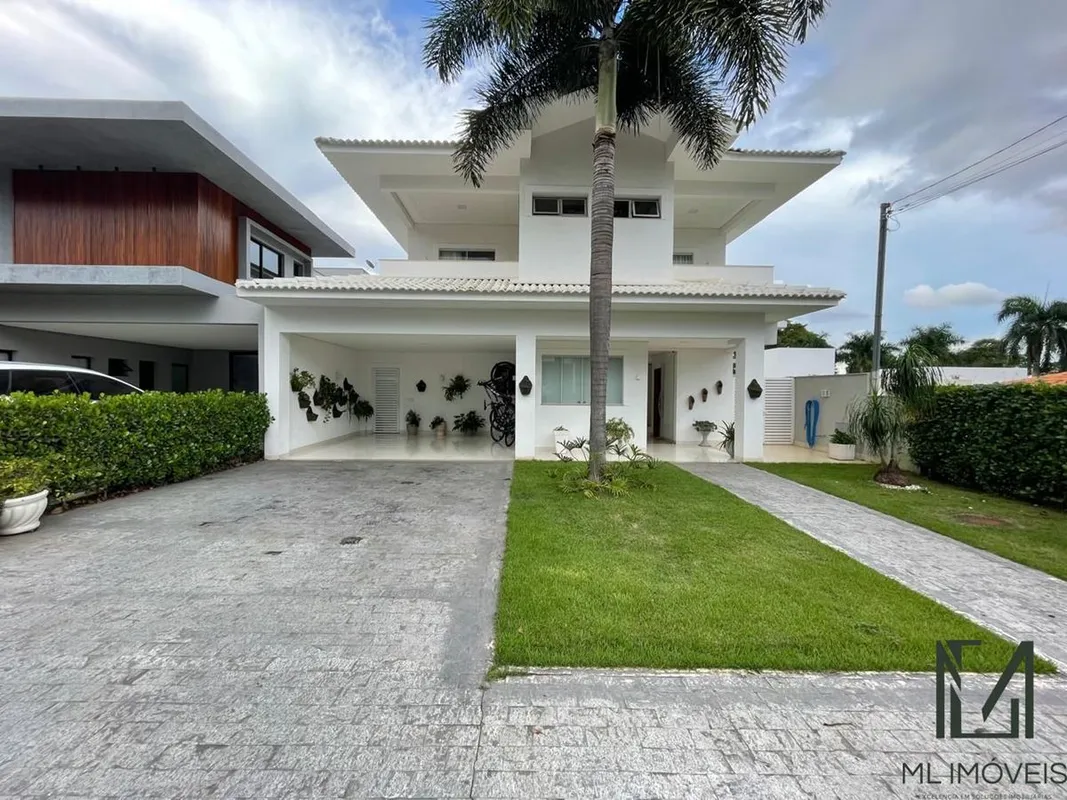 Casa no Jardins Madri | Goiânia | 371m²Casa localizada no condomínio Jardins Mad...