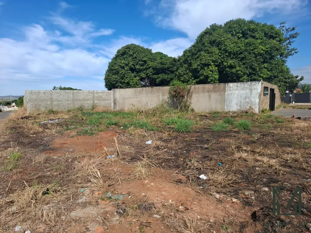 Lote no Setor Serra Dourada | Aparecida de Goiânia | 317m²Lote localizado no Set...