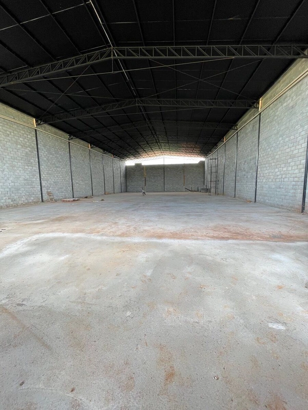Lindo e moderno galpão .Novo800,00 m² sem colunas , com possibilidade de fazer m...