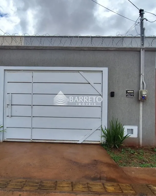 Casa 3Q, Gna, JD GuanabaraRua Platina, JD Guanabara, Goiânia - GO.Casa com 03 qu...