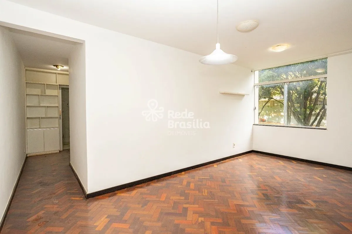 TH34542 - SQS 210, Apartamento com 02 quartos, 80m². Agende sua visita! Imóvel c...