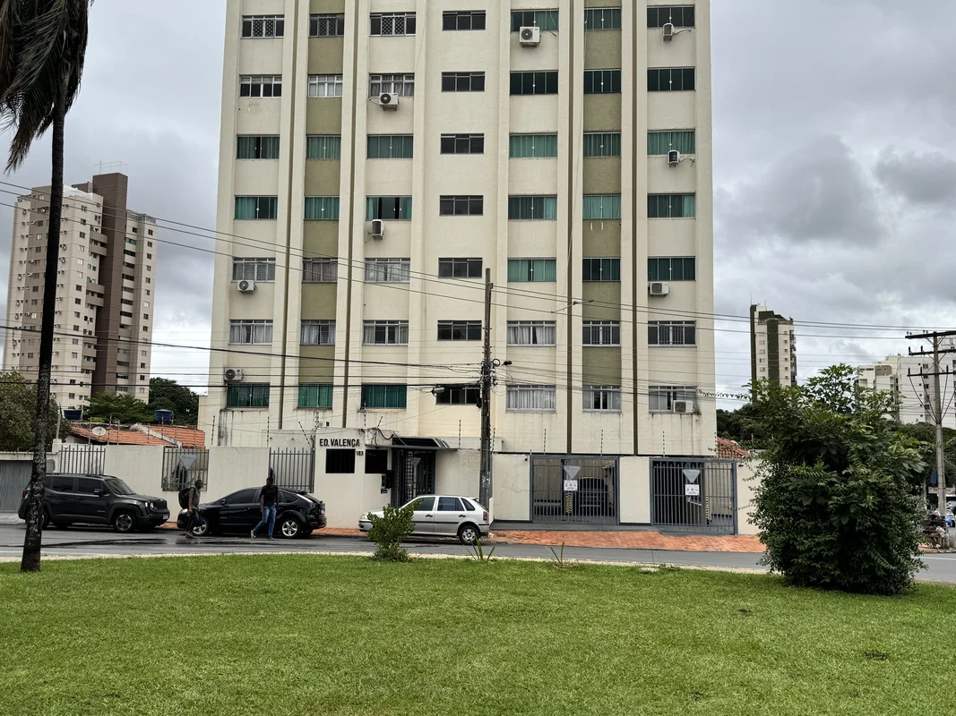 Apartamento com 90 metros, 3 quartos mais depedencia completa de empregada todo ...
