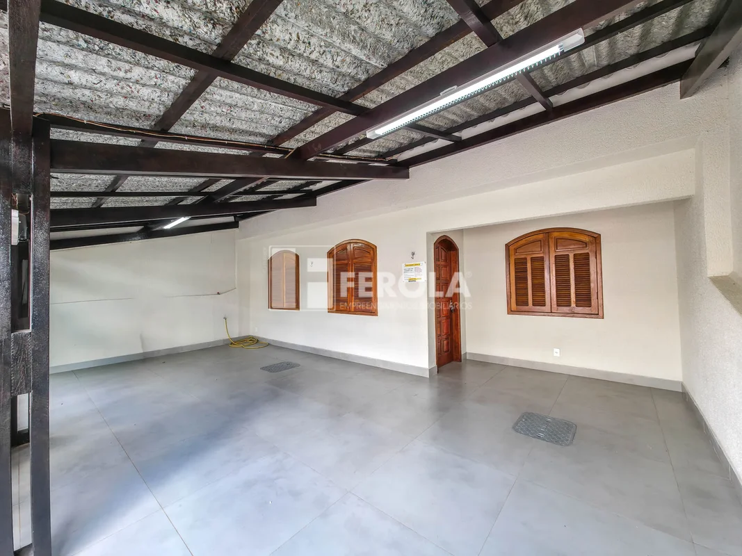 Casa na QE 26 do Guará II Reformada| 3 Quartos | 1 Suíte | 3 Vagas de GaragemExc...