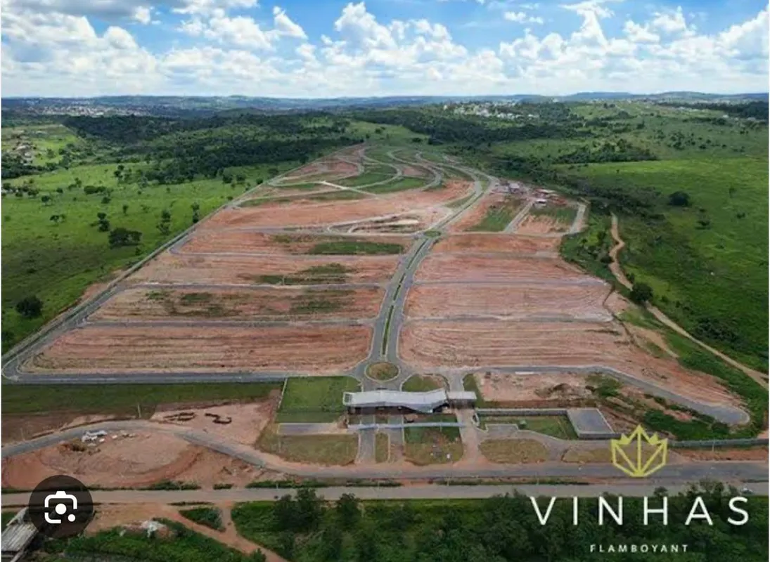 LOTE COM 270 M2 COM EXCELENTE LOCALIZAÇÃO.?? Infraestrutura e Lazer CompletoO co...