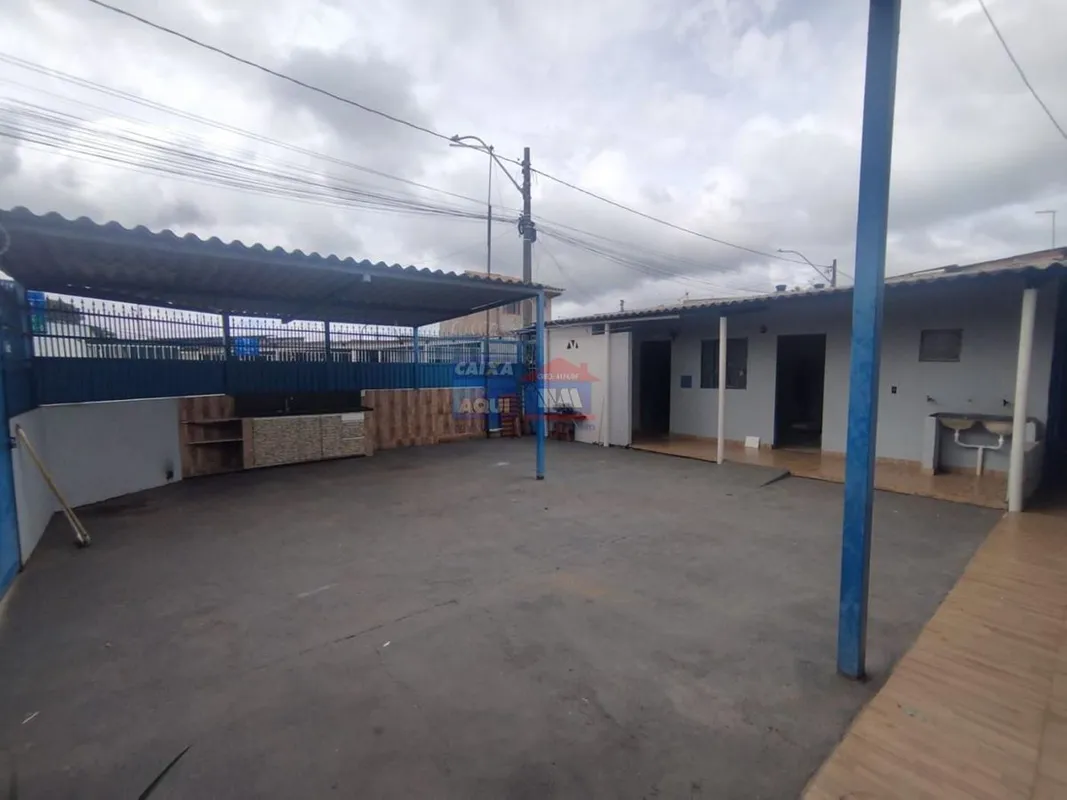 CASA À VENDA QR 631 SAMAMBAIA NORTE Endereço: QR 631 Samambaia Norte Tipo de imó...