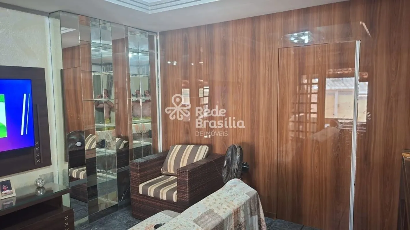 Oportunidade casa ampla nascente Descrição do imóvel; - Sala ampla - Cozinha fun...